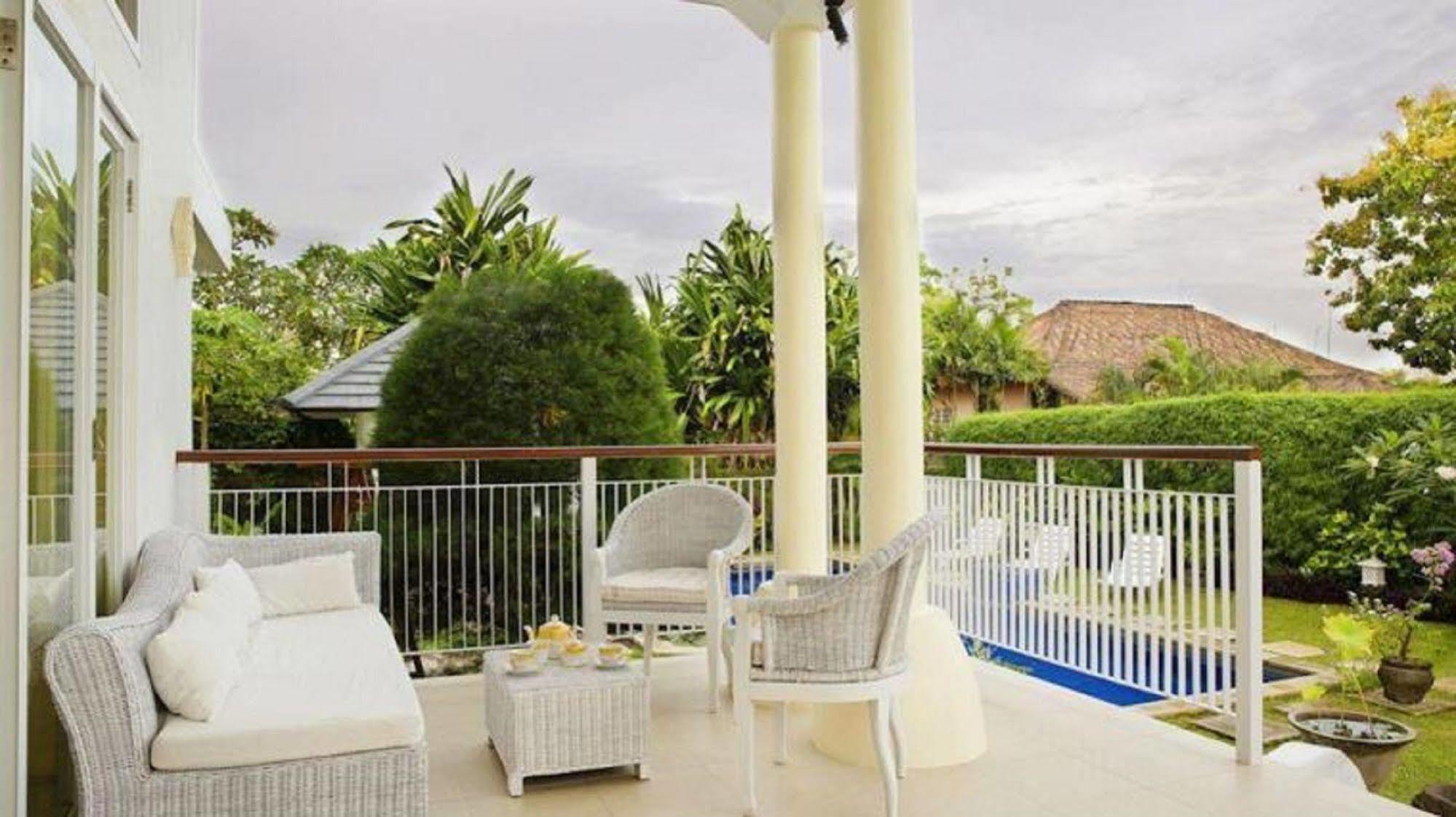 Villa Lakshmi Nusa Dua  Ngoại thất bức ảnh